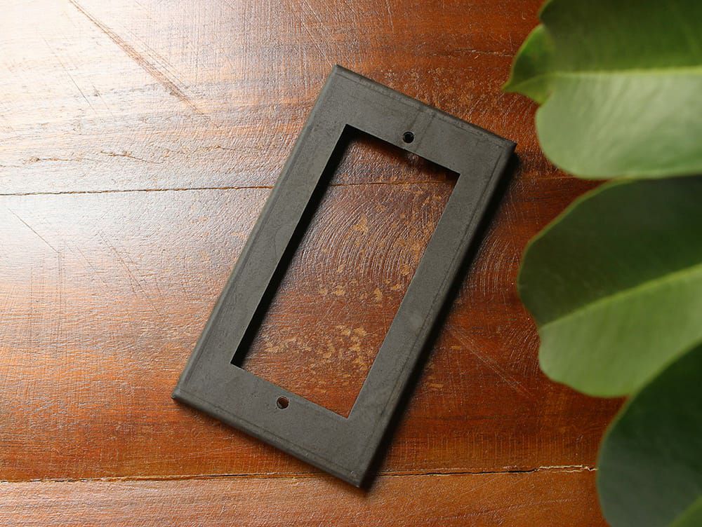 アイアン プレーン スイッチプレート ワイド | 家具・インテリア a