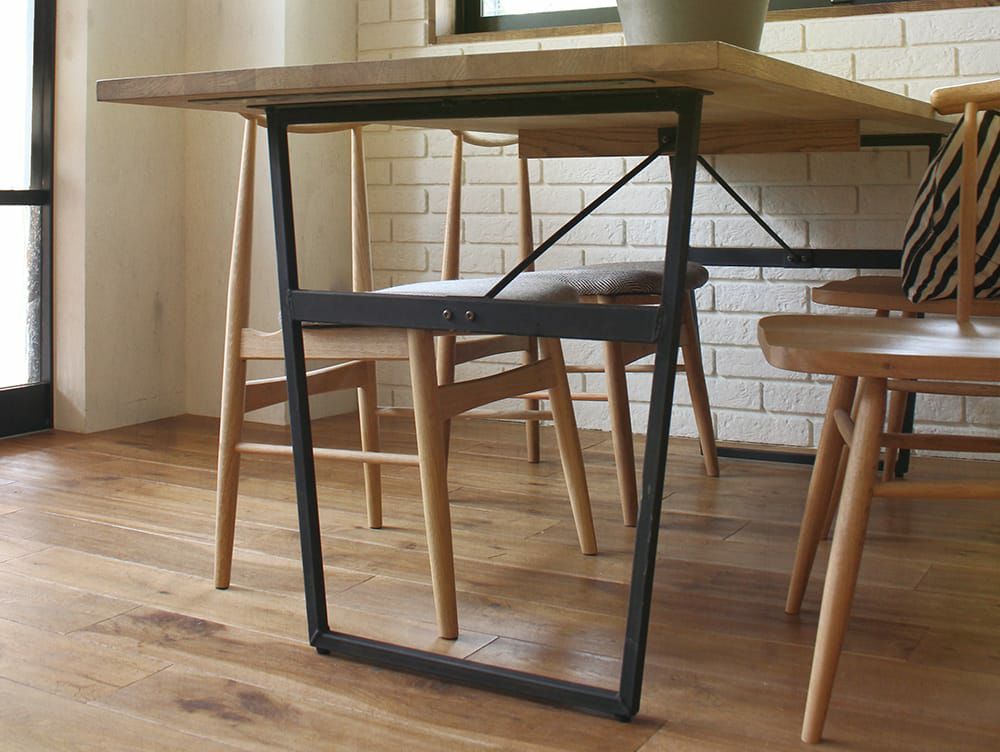 スプレム ダイニングテーブル 1600 イメージ02