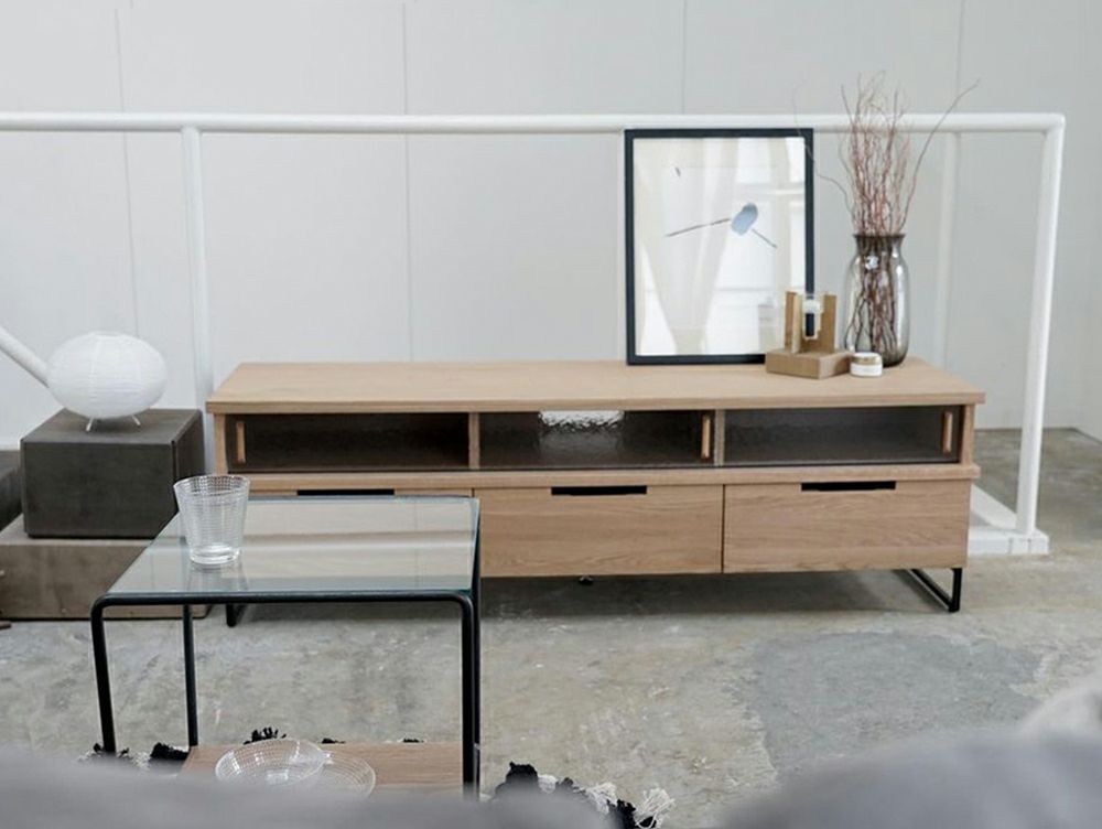 スプレムTVボード1600