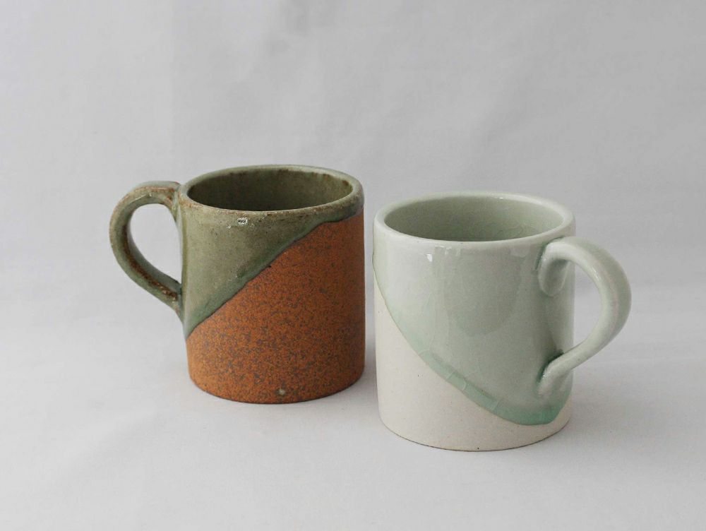 ハンドル付きマグカップ 茶色とベージュ ☆親しみやすいカタチ！【お手頃感・飲みやすい口元】手付きマグカップ