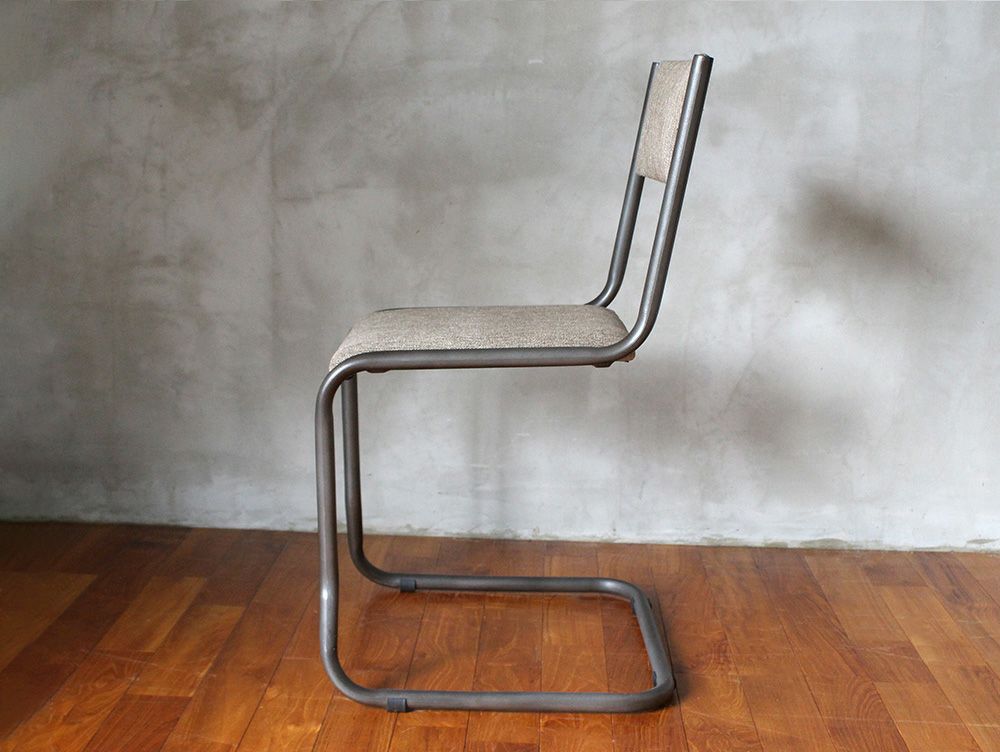 インノーチェ スプリング チェア ファブリック使用イメージ03