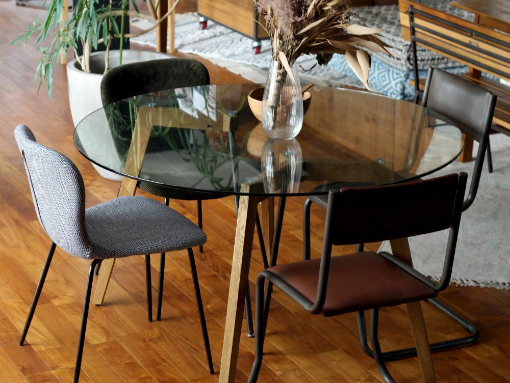 Gノット ガラス テーブル 1500 クリア 使用イメージ01