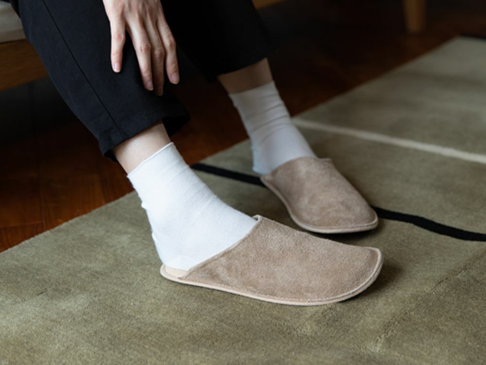 リーラ ベロア レザー スリッパ M