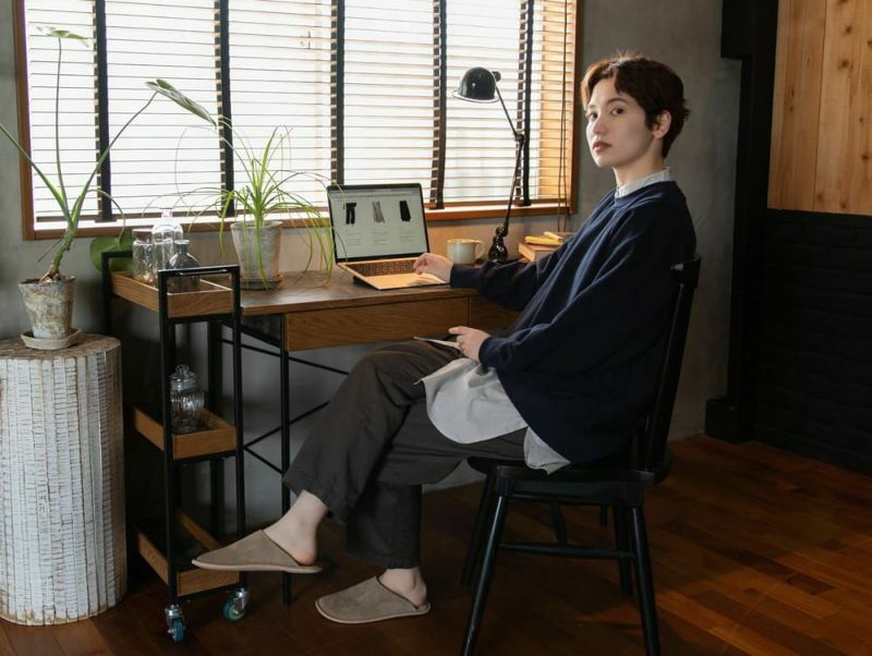 リーラ ベロア レザー スリッパ L