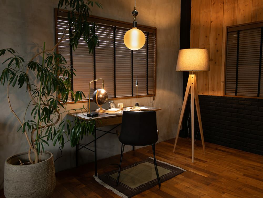 エスプレッソ フロアランプ ブラウン | 家具・インテリア a.depeche