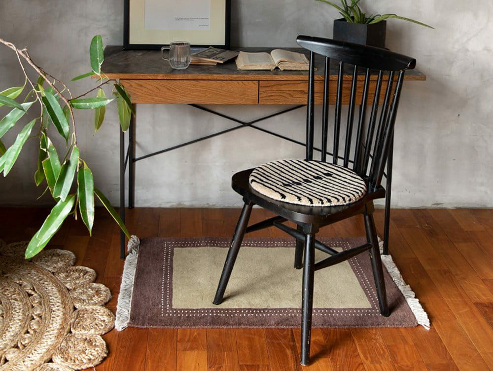 【じん】椅子敷き　adepeche ペル ウール チェアパッド4枚セット じん】椅子敷き adepeche ペル ウール チェアパッド4枚セット じん