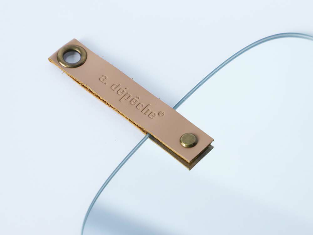 クラウ ハンギング ミラー 003 | 家具・インテリア a.depeche(アデペシュ)